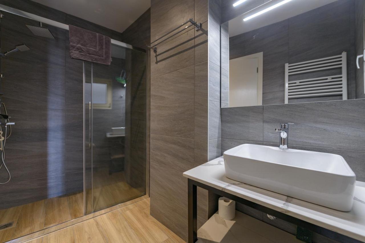 Theotokopoulos Park Renovated Apartment Heraklion  ภายนอก รูปภาพ
