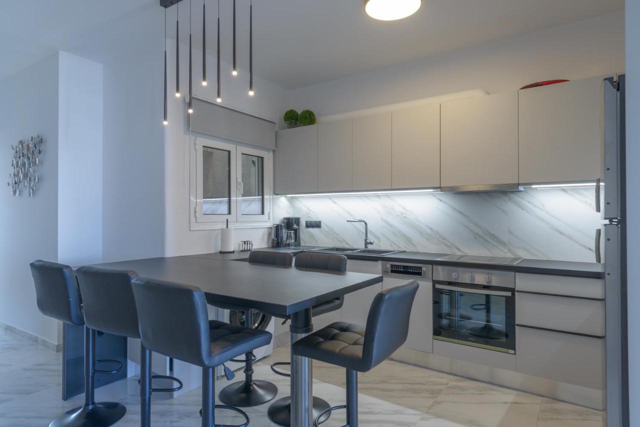 Theotokopoulos Park Renovated Apartment Heraklion  ภายนอก รูปภาพ